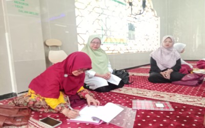 Kepala MIN 2 Kota Padang Tinjau Pesantren Ramadhan 1446 H: Dedikasi Guru Dapat Apresiasi