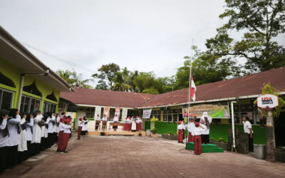 MIN 2 Kota Padang Gelar Upacara Peringatan Hari Pahlawan dengan Khidmat