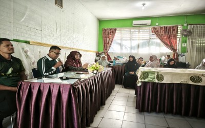 Perkuat Publikasi Digital, Kemenag Kota Padang Gelar Pendampingan Media Sosial di MIN 2 Kota Padang